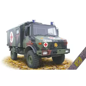   ACE 72451 Unimog U1300L 4x4 Krankenwagen Ambulance (1/72) katonai jármű makett
