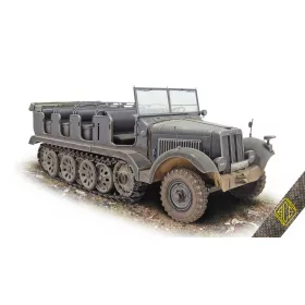   ACE 72567 SdKfz.6 Pionier Zugkraftwagen 5t (1/72) katonai jármű makett