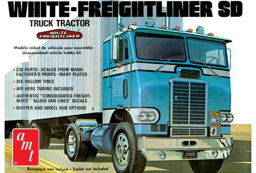 AMT AMT1004 1:25 - White Freightliner Single-Drive Tractor Cab (1/25)