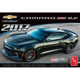 AMT 1032 2017 Chevrolet Camaro 1LE Snap (1/25) autó makett
