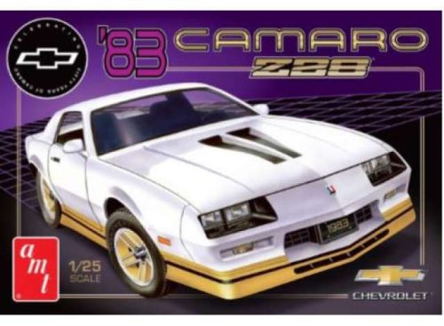 AMT 1051 1983 Chevrolet Camaro Z-28 50th Anniversary (1/25) autó makett