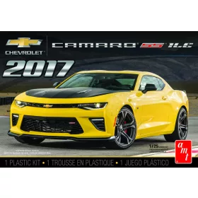AMT 1074 2017 Chevy Camaro SS 1LE (1/25) autó makett