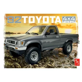 AMT 1082 1992 Toyota 4X4 Pick-up (1/20) autó makett