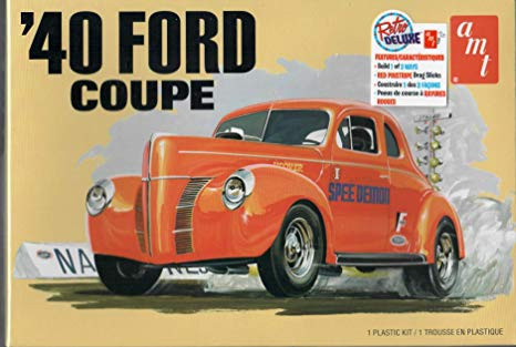 AMT 1141 1940 Ford coupe (1/25) autó makett