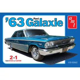AMT 1186 1963 Ford Galaxie (1/25) autó makett