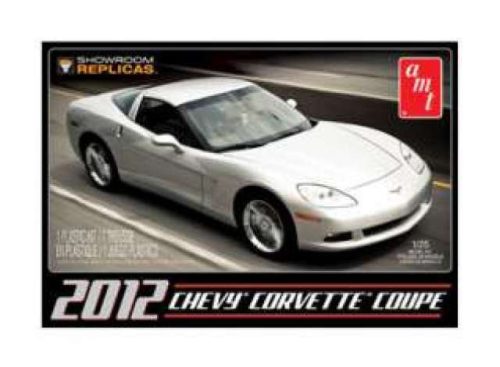 AMT 756 2012 Corvette Coupe (1/25)