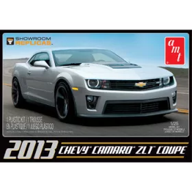   AMT 841 2013 Chevrolet Camaro ZL-1 Showroom Replicars (1/25) makett autó