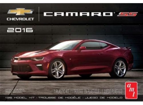 AMT 978 2016 Chevrolet Camaro SS (1/25) makett autó