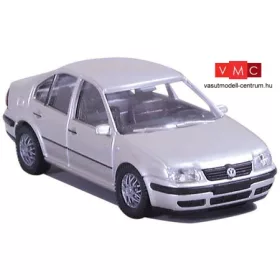   AWM 0639 Volkswagen Bora / színvariáció - metál színben (H0)