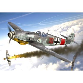   AZ7656 Messerschmitt Bf 109G-14/AS JG.300 repülőgép makett 1/72