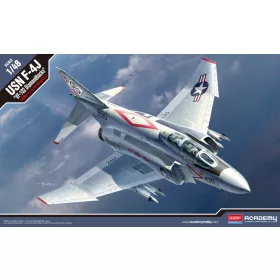 Academy_12323 USN F-4J VF-102 Diamondbacks (1/48)