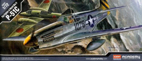 Academy 12441 The Fighter of World War II P-51C 1/72 repülőgép makett