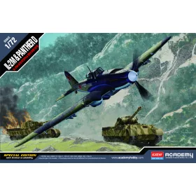 Academy_12538 IL-2M & PANTHER D (1/72)