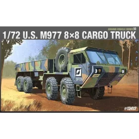 Academy_13412 M977 8X8 OSHKOSH (1/72)