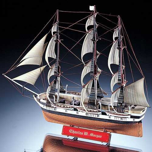 Academy_14204 NEW BEDFORD WHALER (1/200)