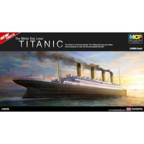 Academy_14215 The White Star liner TITANIC MCP (1/400)
