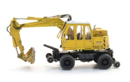 Artitec 316.132 Atlas 1302 kétéltű (út/vasút) markológép (N)