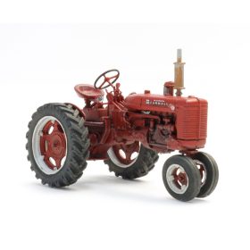 Artitec 387.708 Farmall C row crop traktor (H0)