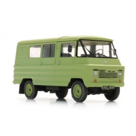 Artitec 387.742 Zuk A03 dobozos furgon, zöld (H0)