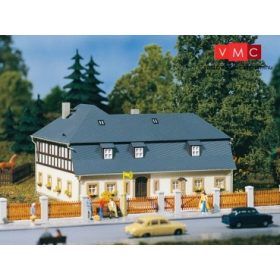 Auhagen 11385 Lakóház Mühlenweg 1 (H0)