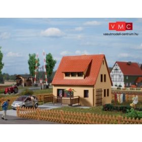 Auhagen 12237 Családi ház Elke (H0/TT)