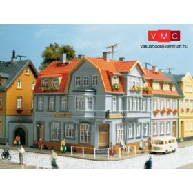 Auhagen 12249 Városi sarokház (H0/TT)