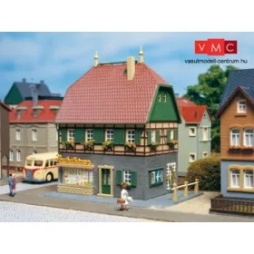 Auhagen 12347 Lakóház üzlettel (H0/TT)