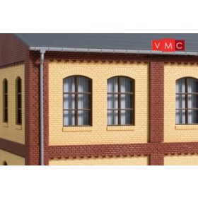 Auhagen 80625 Dekorlap, emeleti téglafal ablaknyílásokkal, gyárépületekhez, 2532C, 8 db -