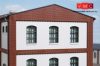 Auhagen 80727 Dekorlap, emeleti téglafal ablaknyílásokkal, gyárépületekhez, 2532K, 4 db -