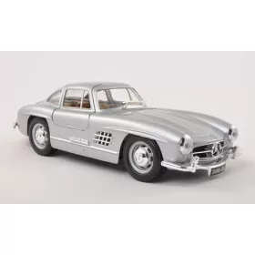   Bburago Mercedes-Benz 300 SL (W198) ezüst, 1954 (18-22023SILVER) (1:24)