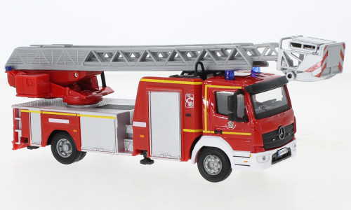 Bburago Mercedes-Benz Atego 1530F Magirus DLK 23/12 létrás tűzoltó - Feuerwehr (18-32018) (1:50)