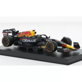   Bburago Red Bull RB18 2022, figurával, Red Bull, Formula-1, S.Perez, 11, Oracle Red Bull Racing (18-38062P) (1:43)