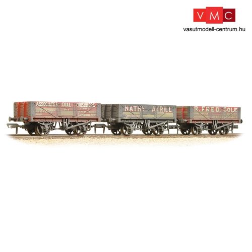 Branchline 37-097 5 Plank Wooden Floor 3-Wagon Pack 'Private Owner Coal Traders' - Weathered