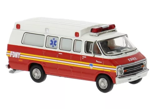 Brekina 18301 Dodge Ambulance - FDNY (H0)