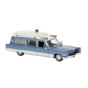   Brekina 19777 Cadillac Meteor Ambulance 1966, kék/fehér (H0)
