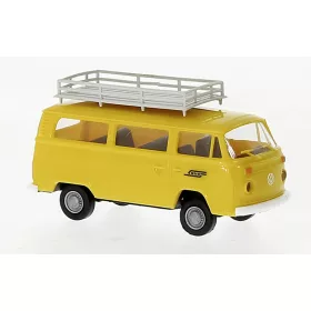   Brekina 33157 Volkswagen Transporter T2 Kombi, Rhätischen Bahn (CH), 1973 (H0)