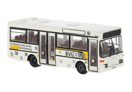 Brekina 52284 Mercedes-Benz O402 autóbusz - Clubbus / BVG (H0)