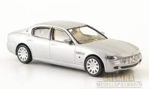 Brekina RIK38406 Maserati Quattroporte 2003, ezüst (H0)