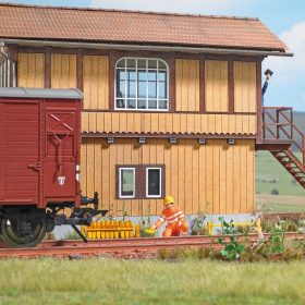 Busch 10701 Vasutas féksaruval és további féksarukkal, V.- VI. korszak (0)