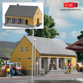 Busch 1381 NDK vidéki vegyesbolt (H0) - LC