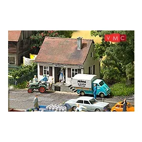 Busch 1510 Tejesház, valódi fából (H0)