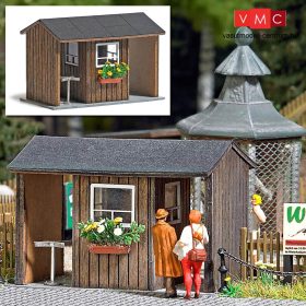 Busch 1580 Pénztárépület, valódi fából (H0)