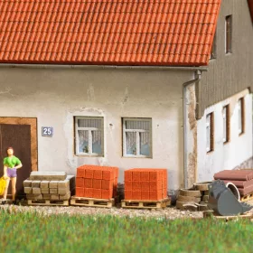 Busch 1847 Rakomány: Építőanyagok raklapokon (H0)