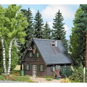Busch 1920 Vadászház (H0) - LC