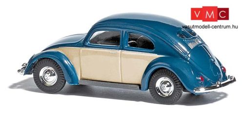 Busch 42780 Volkswagen Käfer (bogár) 1951, perecablakos, kétszínű kék/fehér (H0)