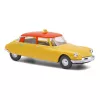 Busch 48015 Citroen DS19, Taxi, vezetőfigurával (H0)