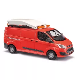   Busch 52424 Ford Transit Custom, dobozos, rakománykísérő (H0)