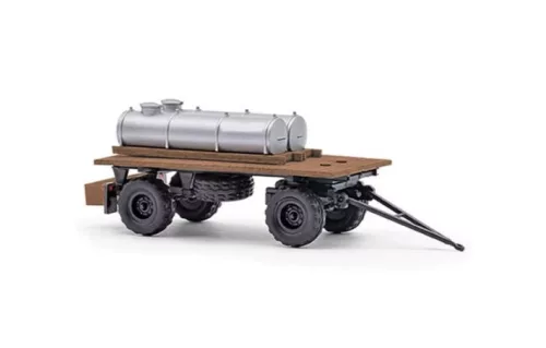 Busch 53021 IFA HW 60 platós pótkocsi, vízszállító tartályokkal (H0)