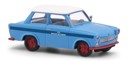 Busch 53113 Trabant P601 Limousine 1977, LPG Roter Oktober (H0)