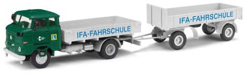 Busch 95187 IFA W50 FP platós teherautó, HL 80 pótkocsival, IFA Fahrschule (H0)